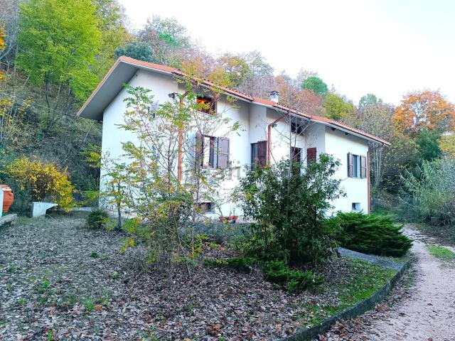 Casa in vendita a Rancitella, Marche