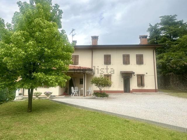 Casa in vendita a Gradisca D'isonzo, Friuli-Venezia Giulia