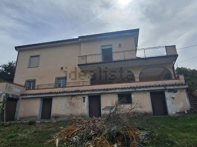 Casa in vendita a Calabria, Cosenza