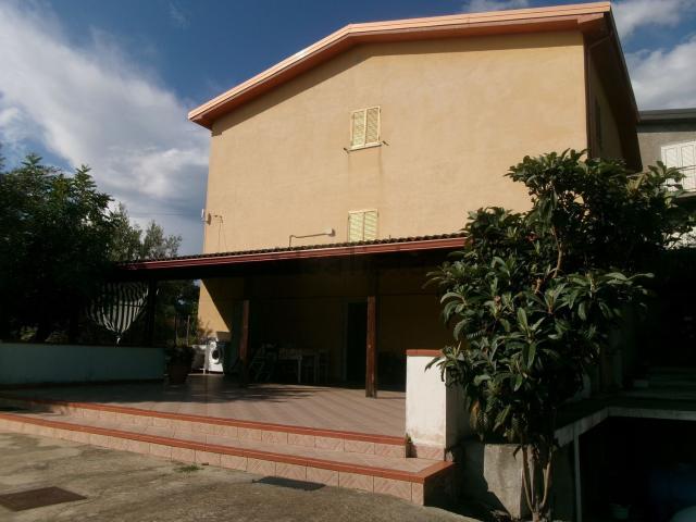 Casa in vendita a Calabria, Cosenza