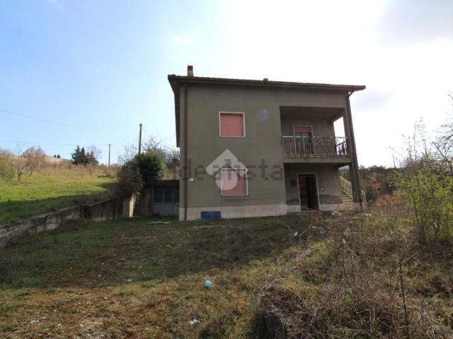 Casa in vendita a Ferrazzano, Molise