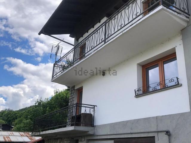 Casa in vendita a Pollein, Aosta