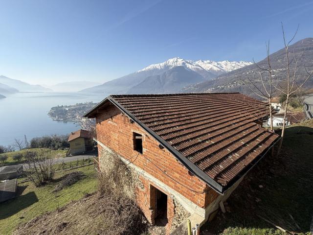 Casa in vendita a Gravedona ed Uniti, Gravedona
