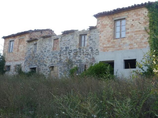 Casa in vendita a Marche, Macerata