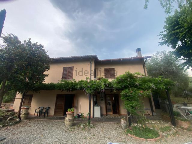Casa in vendita a Policiano, Palazzo Del Pero