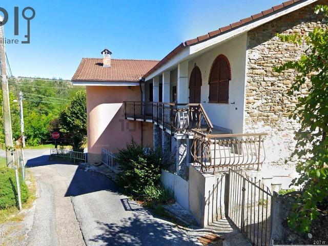 Casa in vendita a Piana Crixia, Liguria