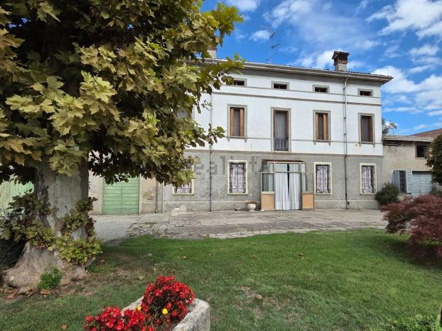 Casa in vendita a Bassa Reggiana, Re