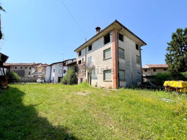 Casa in vendita a Mereto Di Tomba, Friuli-Venezia Giulia
