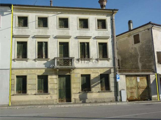 Casa in vendita a Susegana, Veneto