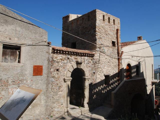 Casa in vendita a Casalvecchio Siculo, Sicilia