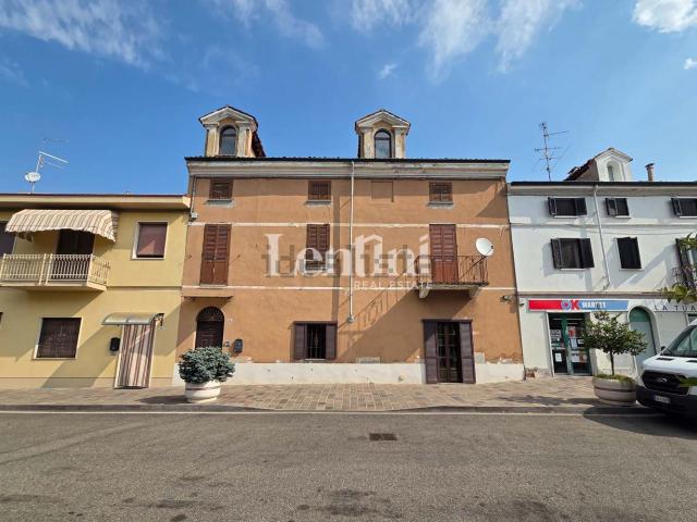 Casa in vendita a Frassineto Po, Alessandria