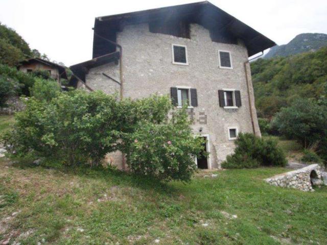 Casa in vendita a Comunità Alto Garda e Ledro, Tenno