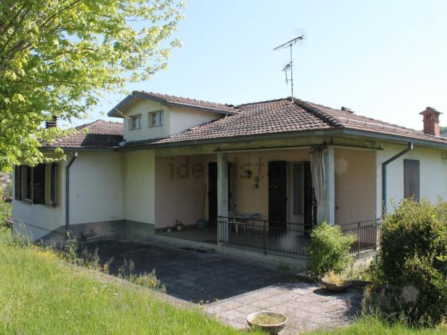 Casa in vendita a Neviano Degli Arduini, Reggio Emilia