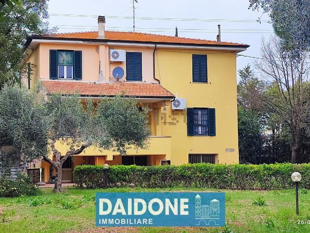 Casa in vendita a Montescudaio, Toscana