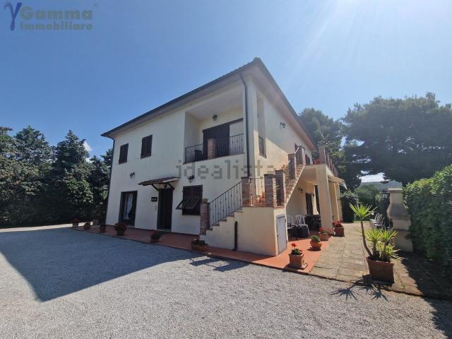 Casa in vendita a Quattro Strade, Orbetello