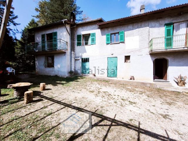 Casa in vendita a Millesimo, Liguria