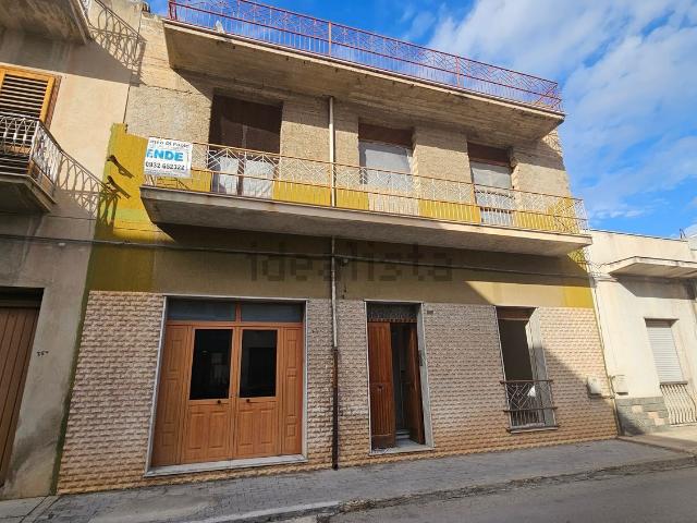 Casa in vendita a Vittoria, Sicilia