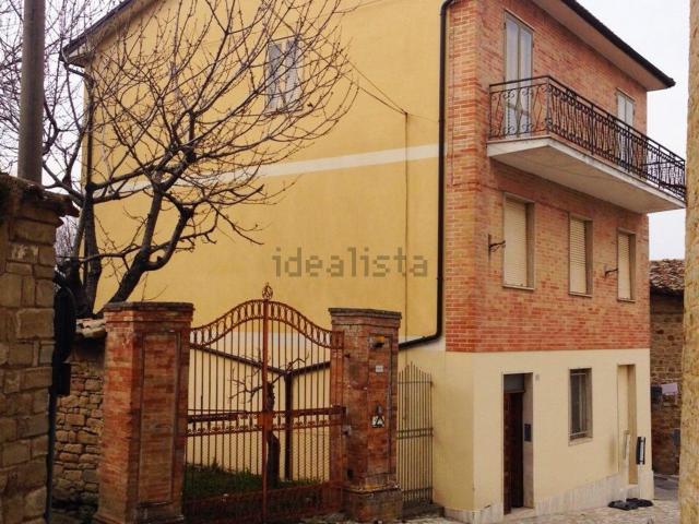 Casa in vendita a Marche, Macerata