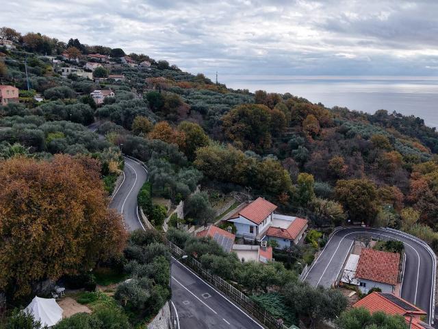 Casa in vendita a Calvisio, Finale Ligure
