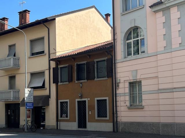 Casa in vendita a Borgo Poscolle, Reana Del Roiale