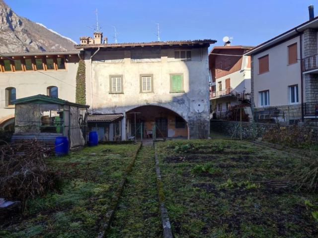 Casa in vendita a Villa D'ogna, Lombardia