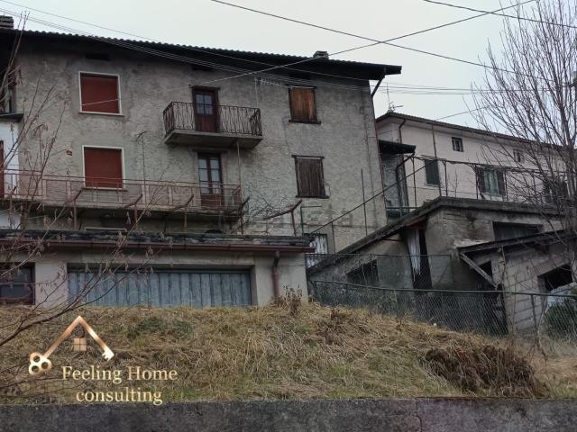 Casa in vendita a Comunità Montana della Valle Brembana, Val Brembilla