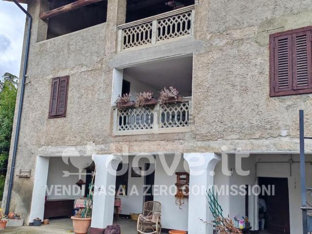 Casa in vendita a Clusone, Lombardia