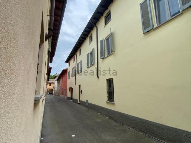 Casa in vendita a Rivolta D'adda, Lombardia