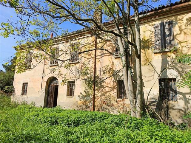 Casa in vendita a Unione dei comuni della Bassa Romagna, Lugo