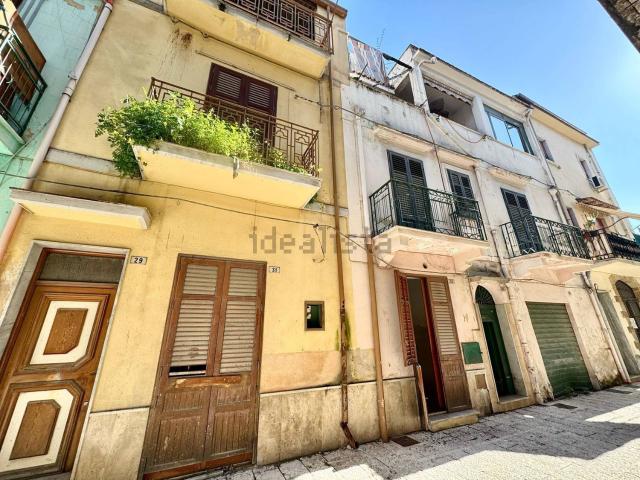 Casa in vendita a Partinico, Sicilia