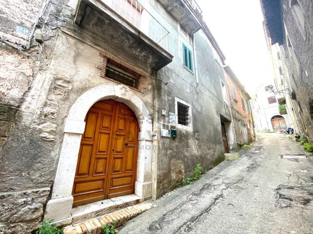 Casa in vendita a Solopaca, Campania