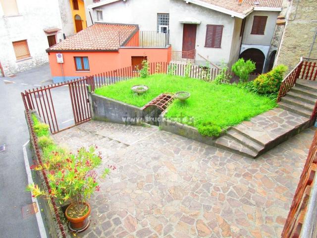 Casa in vendita a Pianico, Lombardia