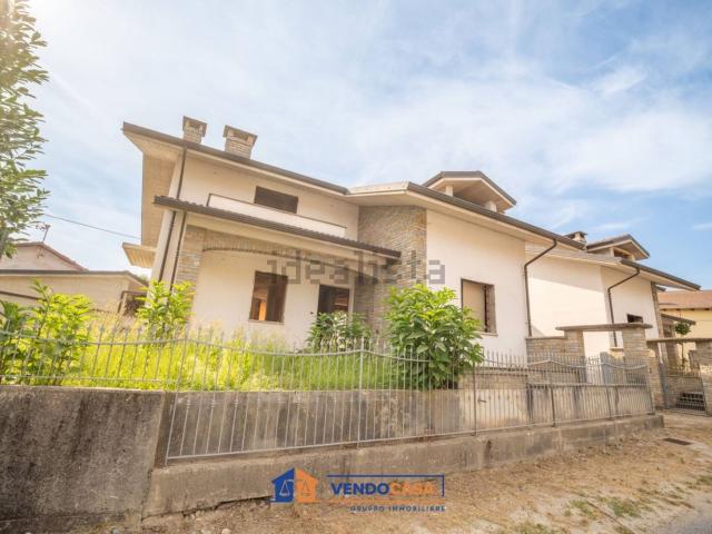 Casa in vendita a Airali, Bagnolo Piemonte