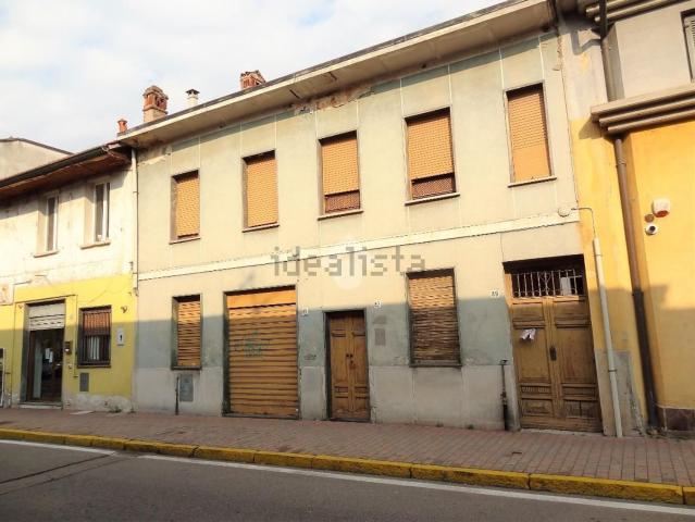 Casa in vendita a Carugate, Lombardia