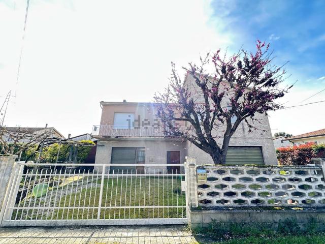 Casa in vendita a Spello, Umbria