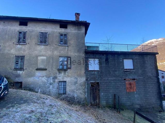 Casa in vendita a Comunità montana della valle Camonica, Corteno Golgi