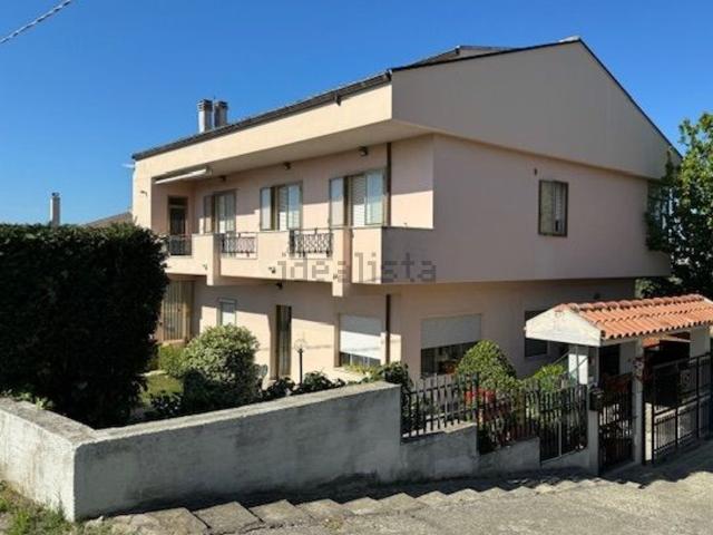 Casa in vendita a Montesilvano, Abruzzo