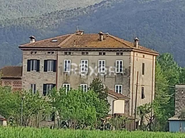 Casa in vendita a Verciano, Capannori