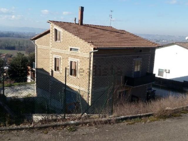 Casa in vendita a Deruta, Umbria