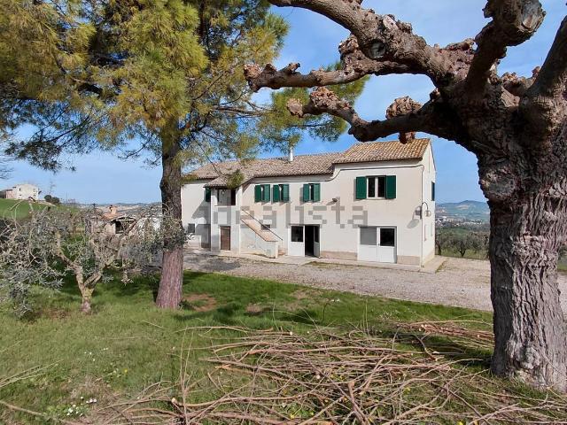 Casa in vendita a Marche, Macerata