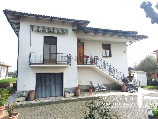 Casa in vendita a Poggetto, Gioiella