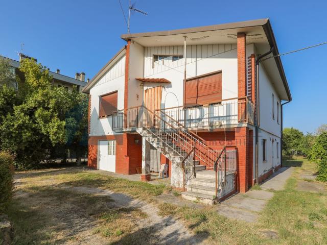 Casa in vendita a Unione di Comuni della Romagna Forlivese, Quattro