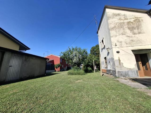 Casa in vendita a Zevio, Veneto