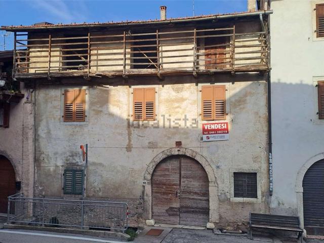 Casa in vendita a Territorio Val d'Adige, Trento
