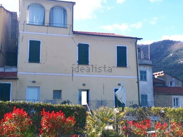 Casa in vendita a Dolcedo, Liguria