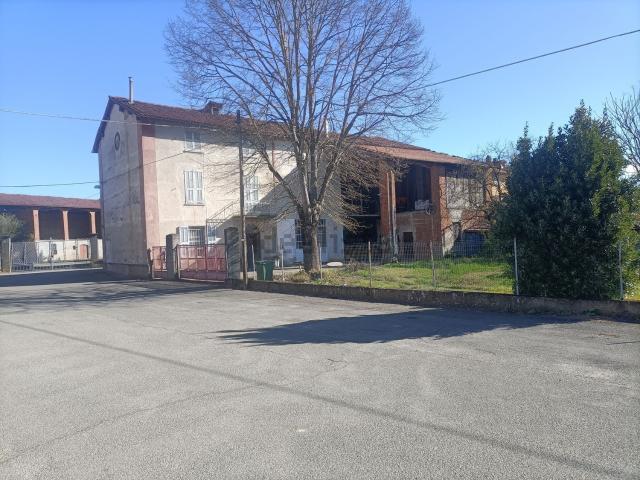 Casa in vendita a Piemonte, Alessandria