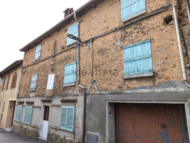 Casa in vendita a Piemonte, Novara