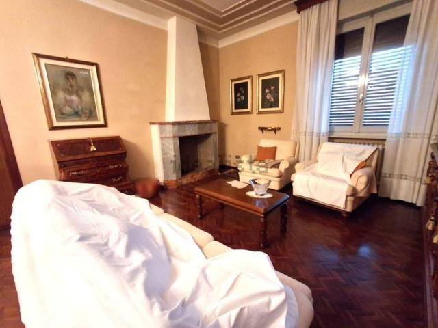 Casa in vendita a Casa Tossa, Voghera