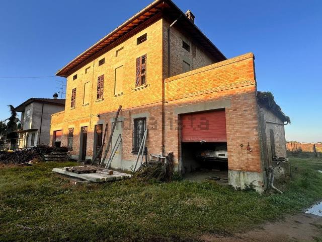 Casa in vendita a Unione di Comuni della Romagna Forlivese, Quattro