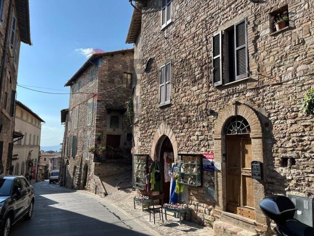 Casa in vendita a Assisi, Umbria